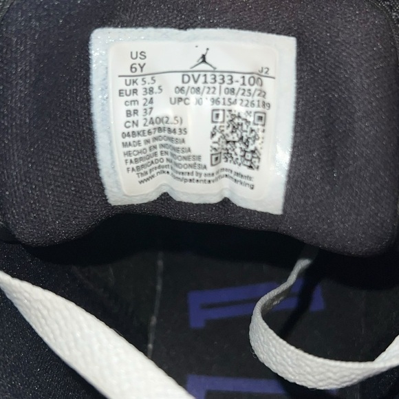 Jordan 1 Low SE Concord Size 6Y (Women’s 7.5) - Picture 8 of 10